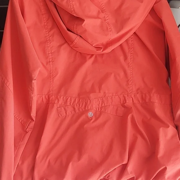 Lululemon Jacket - 8 - Picture 4 of 7